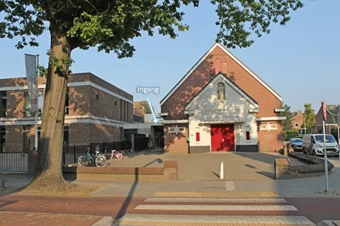 Voorzijde Roomsch Leven