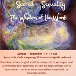 Wervelende vrouw in paars groene tinten