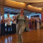 docente Marieke tijdens een loop oefening